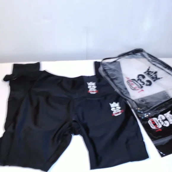 Apefit Compression Leggings With Resistance Bands Case And User Guide - Picture 2 of 14